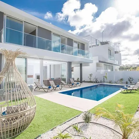 Villa Olive 26 *